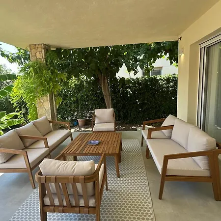 La Fabuleuse Maison De Lucia Et Georges Villa